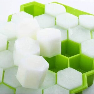 Silikonová forma na led s víkem 37 kostek - zelená (APT)